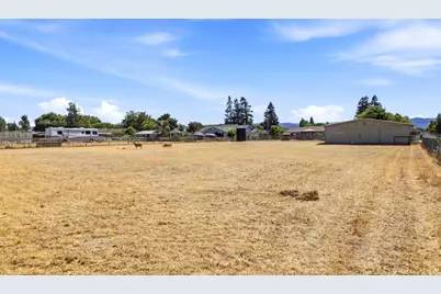 14780 Columbet Ave, San Martin, CA 95046 - Photo 43