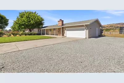 14780 Columbet Ave, San Martin, CA 95046 - Photo 5