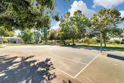 1750 Valpico Dr, San Jose, CA 95124 - Photo 31