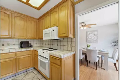 1750 Valpico Dr, San Jose, CA 95124 - Photo 11