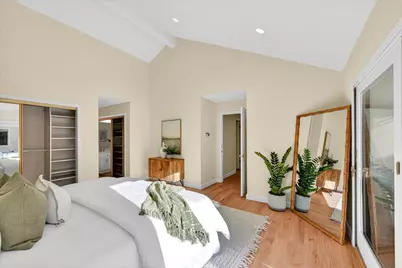 292 Apricot Ln, Mountain View, CA 94040 - Photo 35