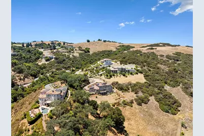 18600 Castle Ridge Dr, Morgan Hill, CA 95037 - Photo 57