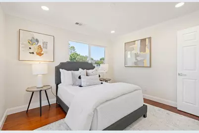 552 Borregas Ave, Sunnyvale, CA 94085 - Photo 17