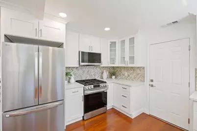 552 Borregas Ave, Sunnyvale, CA 94085 - Photo 11
