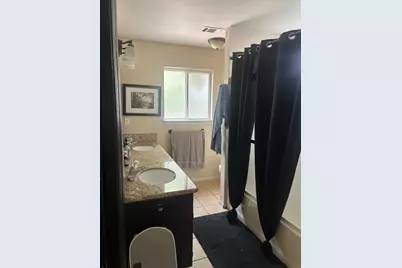3816 E Acequia Ave, Visalia, CA 93292 - Photo 9