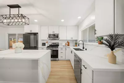 300 N Park Victoria Dr, Milpitas, CA 95035 - Photo 9