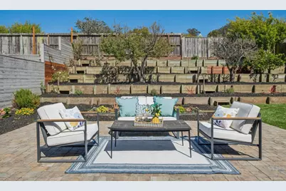 12 Cadiz Ct, Pacifica, CA 94044 - Photo 19