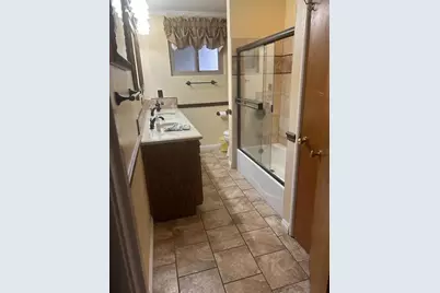346 7th St, Greenfield, CA 93927 - Photo 7