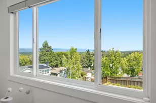 3801 Vineyard Dr, Redwood City, CA 94061 - Photo 13