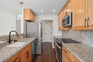 21109 Gary Dr 202, Hayward, CA 94546 - Photo 7