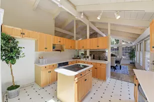 13531 Old Oak Way, Saratoga, CA 95070 - Photo 19
