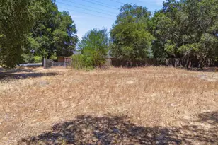 10621 Madera Dr, Cupertino, CA 95014 - Photo 31