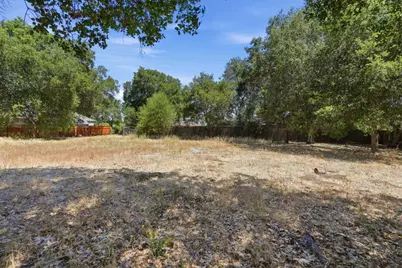 10621 Madera Dr, Cupertino, CA 95014 - Photo 17