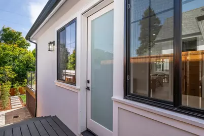 1472 Drake Ave, Burlingame, CA 94010 - Photo 37