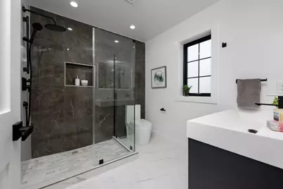 1472 Drake Ave, Burlingame, CA 94010 - Photo 35