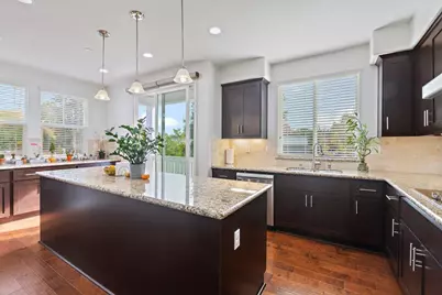 2041 Atlas Loop, Mountain View, CA 94043 - Photo 3