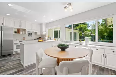10198 Cass Pl, Cupertino, CA 95014 - Photo 23