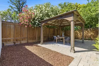 1718 Carleton Ct, Redwood City, CA 94061 - Photo 35