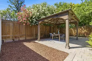 1718 Carleton Ct, Redwood City, CA 94061 - Photo 35