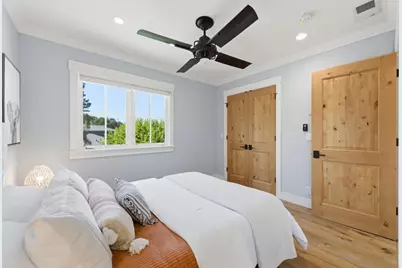 1963 Eucalyptus Ave, San Carlos, CA 94070 - Photo 39
