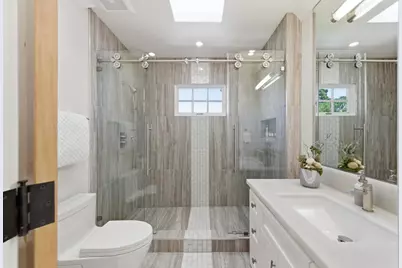1963 Eucalyptus Ave, San Carlos, CA 94070 - Photo 41