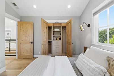 1963 Eucalyptus Ave, San Carlos, CA 94070 - Photo 35