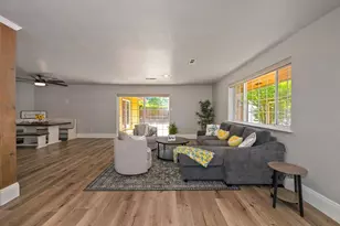 8105 Berg St, Granite Bay, CA 95746 - Photo 5