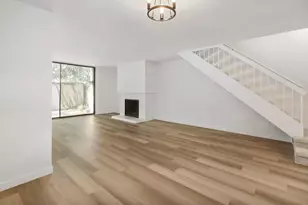 701 Woodside Ln 4, Sacramento, CA 95825 - Photo 7