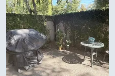 701 Woodside Ln 4, Sacramento, CA 95825 - Photo 33