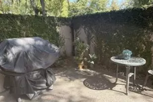 701 Woodside Ln 4, Sacramento, CA 95825 - Photo 33
