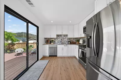 1012 Rio Vista Dr, Pacifica, CA 94044 - Photo 9