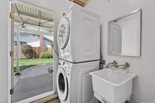 1012 Rio Vista Dr, Pacifica, CA 94044 - Photo 33