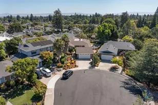 45 Camelot Ct, San Carlos, CA 94070 - Photo 41