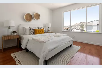 203 Golden Bay Dr, Pacifica, CA 94044 - Photo 17