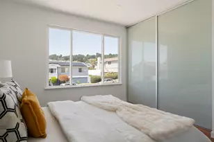 203 Golden Bay Dr, Pacifica, CA 94044 - Photo 19