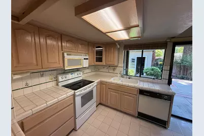 1347 Arbor Park Ct, San Jose, CA 95126 - Photo 11