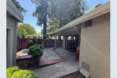 1347 Arbor Park Ct, San Jose, CA 95126 - Photo 23