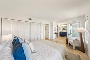 1051 Helm Ln, Foster City, CA 94404 - Photo 29