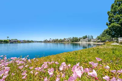 1051 Helm Ln, Foster City, CA 94404 - Photo 43