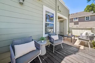 1051 Helm Ln, Foster City, CA 94404 - Photo 35