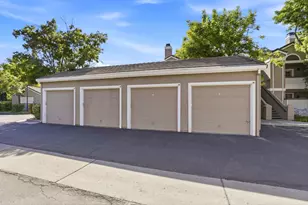 854 Lake McClure Dr, San Jose, CA 95123 - Photo 23