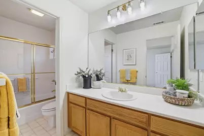 8667 French Oak Dr, San Jose, CA 95135 - Photo 27
