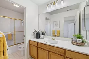 8667 French Oak Dr, San Jose, CA 95135 - Photo 27