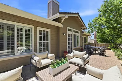 8667 French Oak Dr, San Jose, CA 95135 - Photo 33
