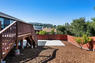 940 Glenview Dr, San Bruno, CA 94066 - Photo 33