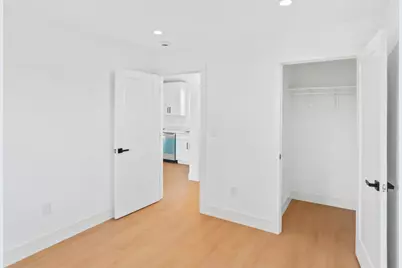 374 S 21st St, San Jose, CA 95116 - Photo 23