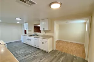 1007 Wood, Taft, CA 93268 - Photo 7