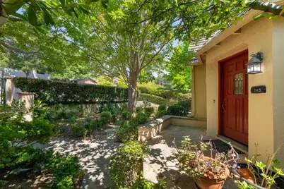 743 Orange Ave, San Carlos, CA 94070 - Photo 3