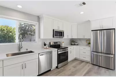 2181 Laddie Ct, San Jose, CA 95121 - Photo 13