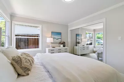 2766 Massachusetts Ave, Redwood City, CA 94061 - Photo 11